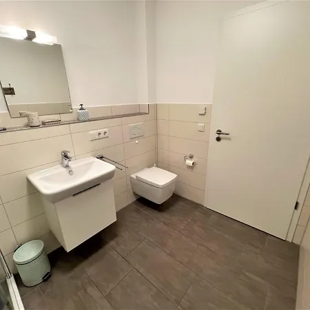 Moselpromenade Villa Moselufer, Panorama & Burg Cochem Blick, Netflix, Balkon Exterior photo